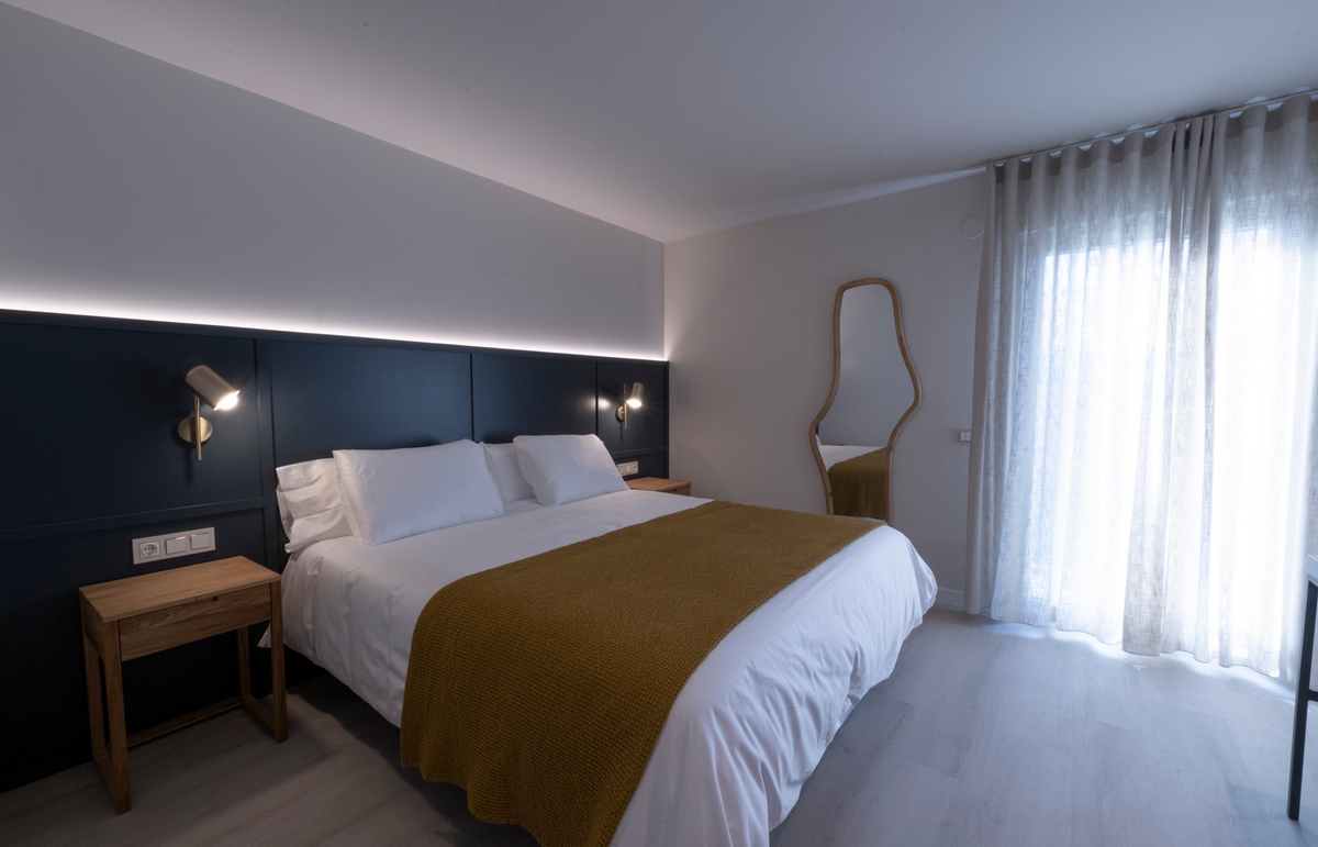 Habitación Aizkorri - Terraza Sur y Vistas a Aizkorri (90€/noche)