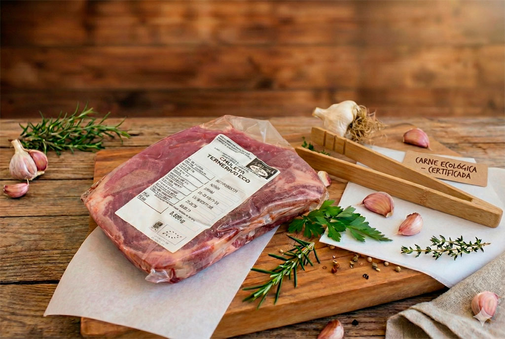 Comprar carne ecológica chuletas vaca txarolesa pasto natural Mandubi-Zahar