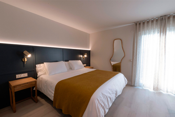 Habitación Aizkorri - Terraza Sur y Vistas a Aizkorri (90€/noche)