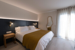 Habitación Aizkorri con terraza sur y vistas a la montaña 1