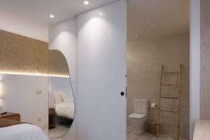 Astigarreta logela, terraza eta Arriarango urtegiaren ikuspegia dituena 6 3046841498